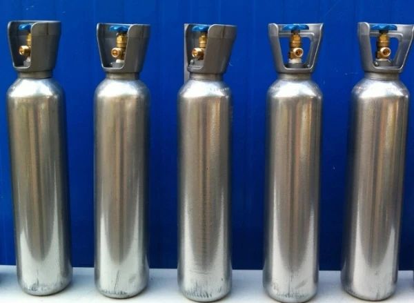 銀川永隆氣體有限公司|寧夏永隆氣體公司｜銀川氧氣銷售公司｜銀川氮?dú)怃N售公司|銀川干冰銷售公司｜銀川二氧化碳銷售公司｜銀川氫氣銷售公司｜寧夏氧氣銷售公司｜寧夏氮?dú)怃N售公司|寧夏干冰銷售公司｜寧夏二氧化碳銷售公司｜寧夏氫氣銷售公司